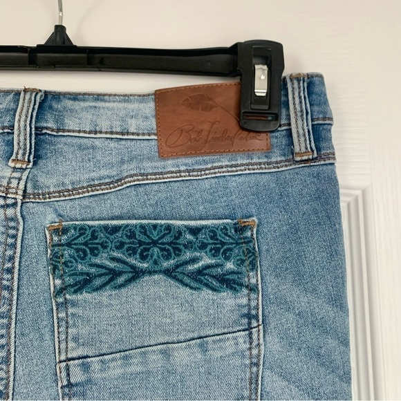 Embroidered Raw Hem Jeans - Picture 1 of 14